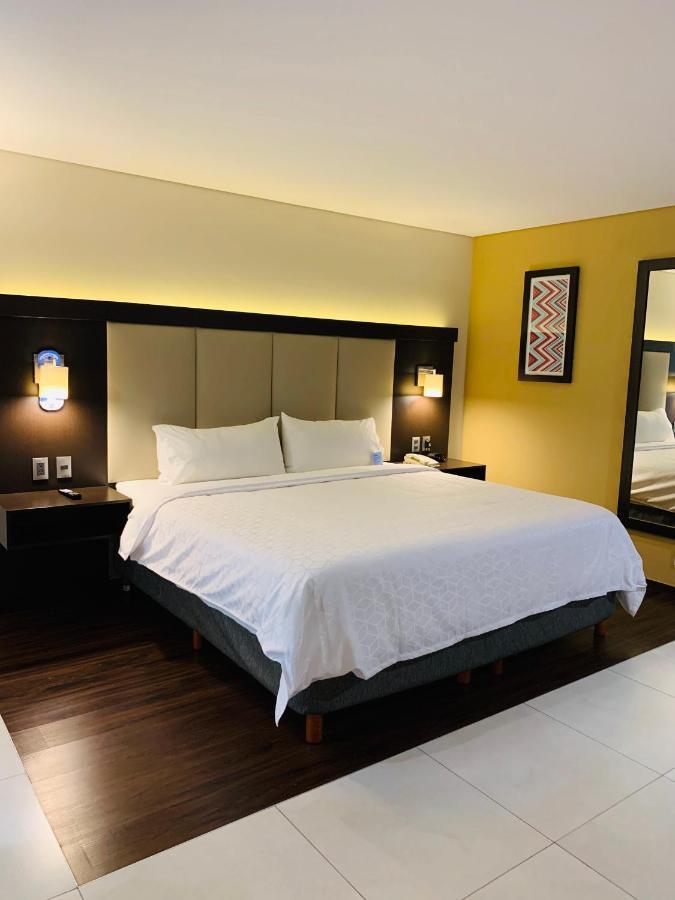 Holiday Inn Express - Mexico Basilica By Ihg Zewnętrze zdjęcie