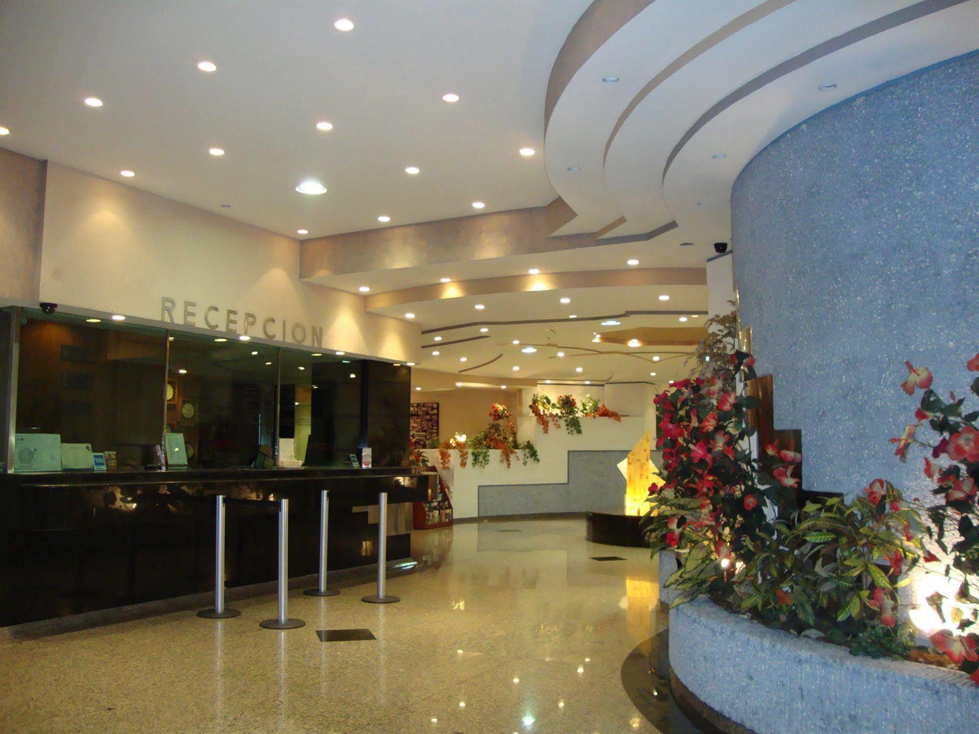 Holiday Inn Express - Mexico Basilica By Ihg Zewnętrze zdjęcie